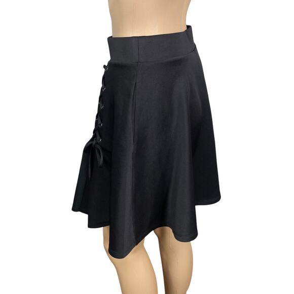 Hot Topic Black Lace Up Emo Flared Skater Mini Skirt SZ S - Picture 5 of 9